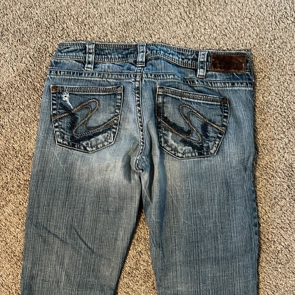 Silver Jeans - Picture 4 of 8